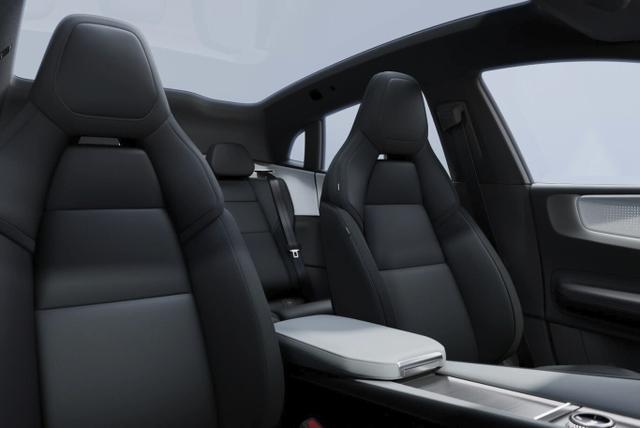 Polestar 4 Coup&eacute; Long Range Coupe PrimeP Pano 360&deg; HUD 