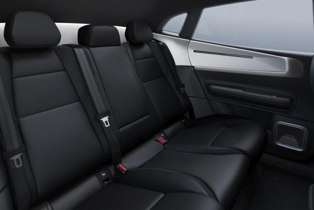 Polestar 4 Coup&eacute; Long Range Coupe PrimeP Pano 360&deg; HUD 
