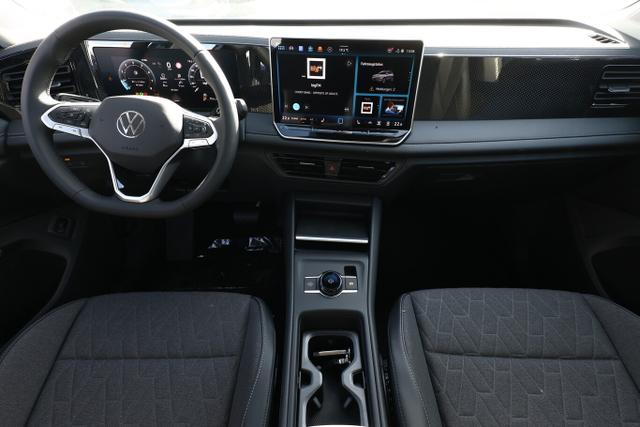 Volkswagen Tiguan DSG LED+ IQ.DRIVE SHZ 5JGar. Keyl 17Z ACC 