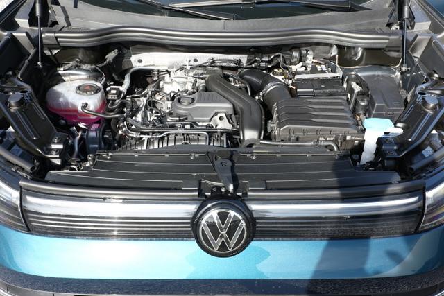 Volkswagen Tiguan DSG LED+ IQ.DRIVE SHZ 5JGar. Keyl 17Z ACC 