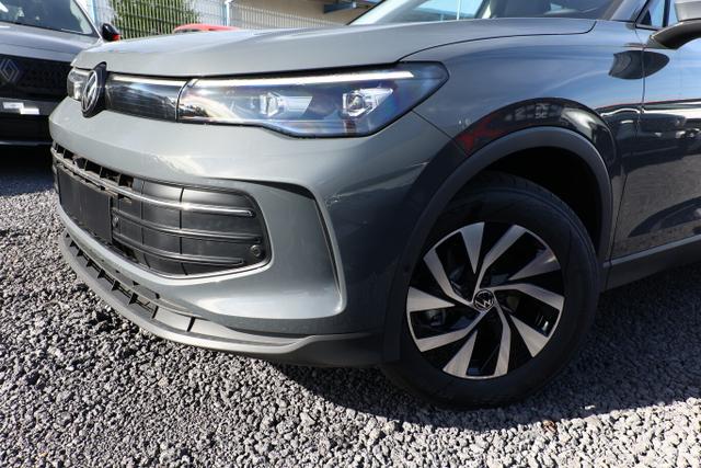 Volkswagen Tiguan DSG LED+ IQ.DRIVE SHZ 5JGar. Keyl 17Z ACC 