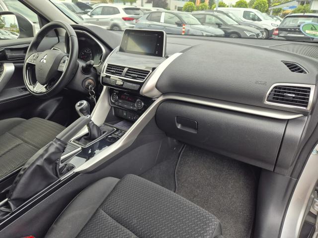Mitsubishi Eclipse Cross Active 1.5 T-MIVEC 163 Kam LM18Z 