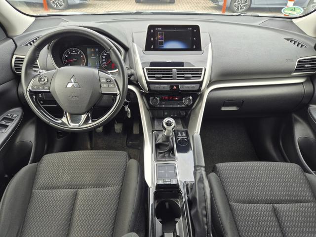 Mitsubishi Eclipse Cross Active 1.5 T-MIVEC 163 Kam LM18Z 