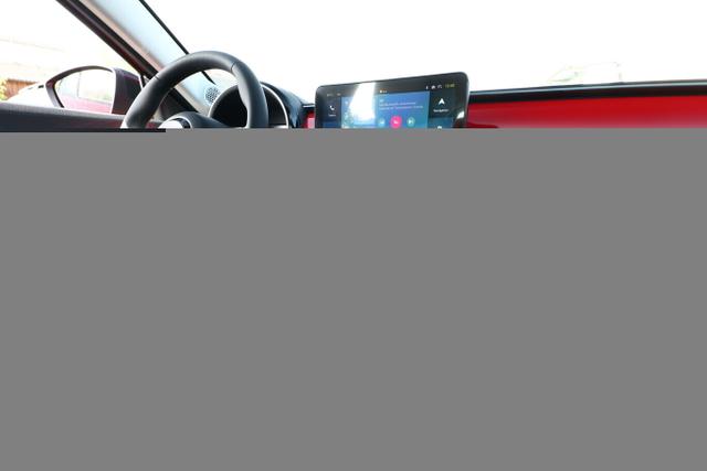 Fiat 600 Icon Hybrid SHZ Keyl Nav Kam 2xPDC LED CarP 