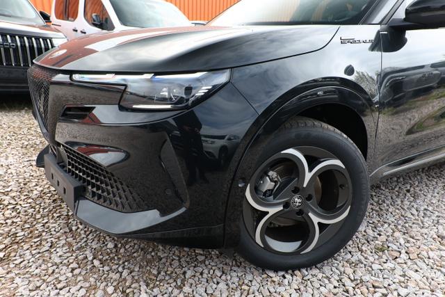 Alfa Romeo Junior Ibrida Sport Speciale TechP Matrix 18"LM 
