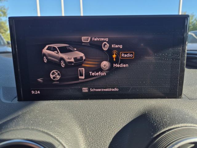 Audi Q2 35 1.5 TFSI basis LED KlimaKomfortP Kam PDC 