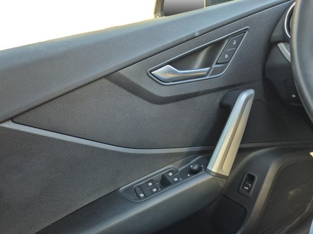 Audi Q2 35 1.5 TFSI basis LED KlimaKomfortP Kam PDC 