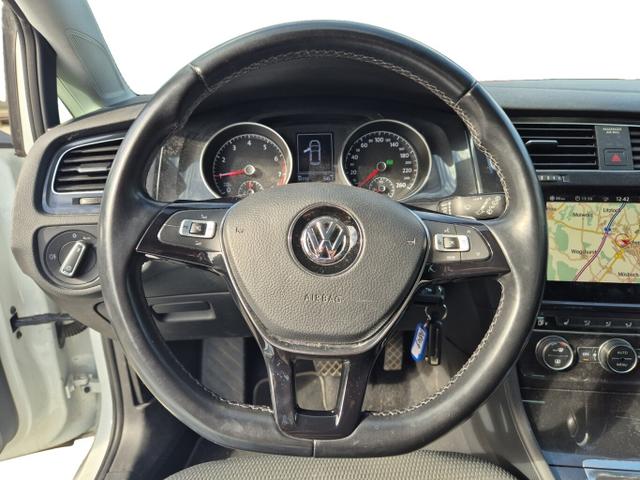 Volkswagen Golf Comfortline VII 1.0 TSI 115 DSG R-Line Nav 