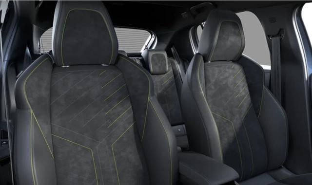 Peugeot 208 GT Pack 54 kWh 11kW-OB Pano SHZ Keyl Priva W&auml;rmeP 