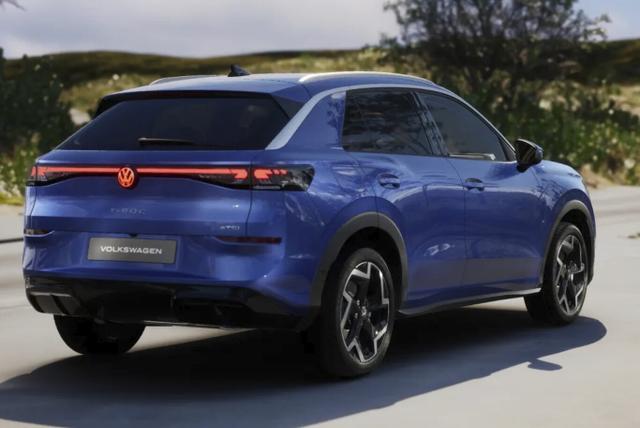 Volkswagen T-Roc R-Line IQ.Matrix Pano AHK EasyO ParkAss+ 