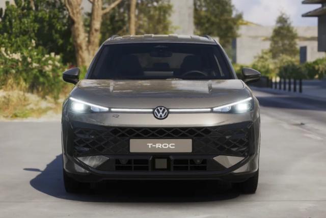 Volkswagen T-Roc R-Line AHK EasyO ParkAss+ SHZ LM18Z Keyl 
