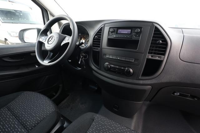 Mercedes-Benz eVito 112 Kasten 60kWh lang Holz SHZ Klima 3-S 