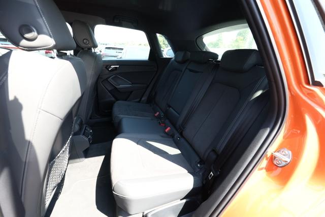 Audi Q3 S line 40 TDI quattro tronic Nav AHK eHk 