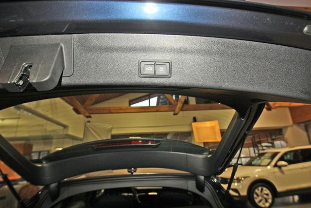 Audi A6 Avant Quattro Design 40 TDI S-Tronic Design, Leder, Tour, sofort 