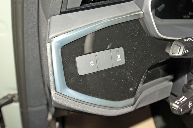 Audi Q3 Sportback 35 TFSI basis TFSI, virtual, Kamera, 18-Zoll 