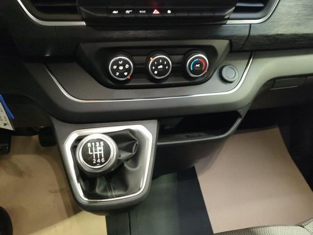 Renault Trafic L2H1 Grand SpaceClass Combi Grand, Pack Clim, 9-Sitzer, Kamera, LED, 17-Zoll 