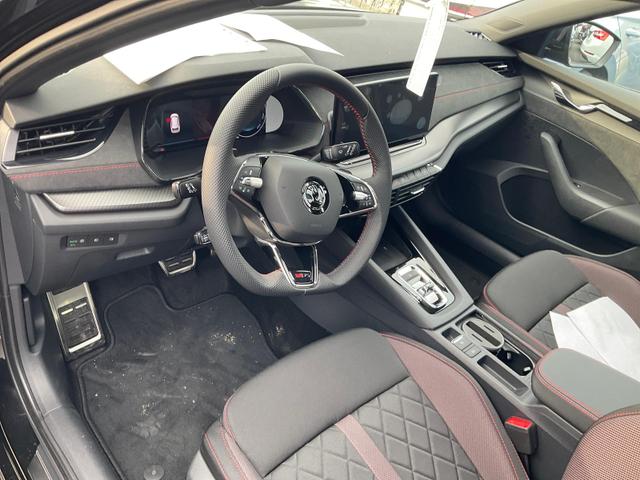 Lagerfahrzeug Skoda Octavia Combi - RS 2.0 TDI DSG RS, AHK, HUD, Pano, Matrix, Columbus, Standheizung