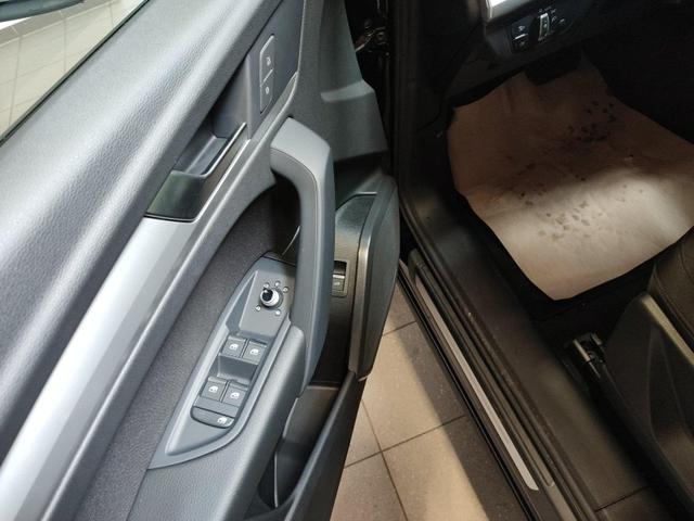 Audi Q5 40 TDI quattro basis S-Tronic, Matrix, virtual, MMIplus 