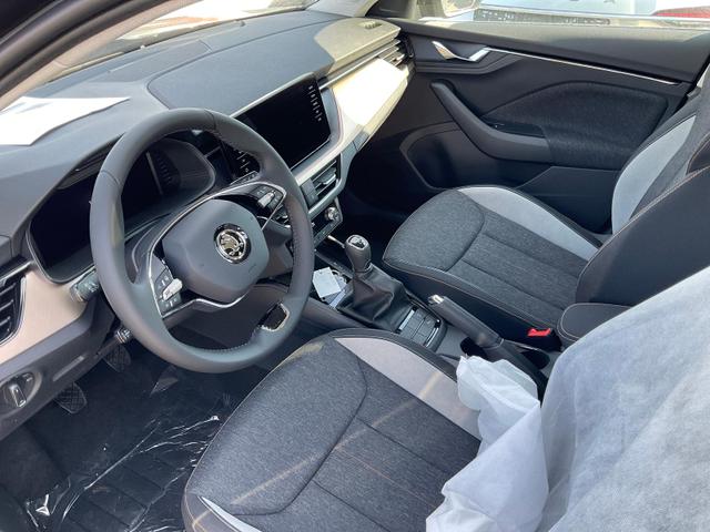 Lagerfahrzeug Skoda Kamiq - Style 1.5 TSI Style, KESSY, Navi, AHK, Kamera, LED, el.Heckklappe