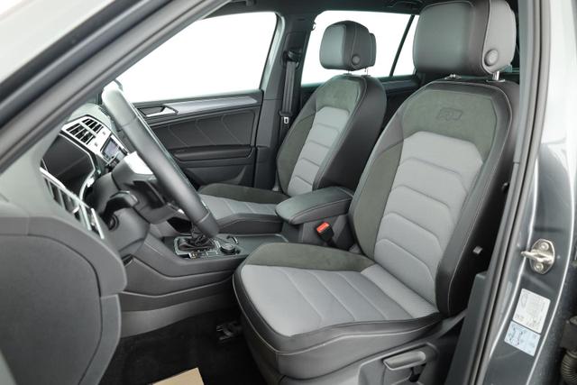 Volkswagen Tiguan Highline BMT/Start-Stopp 4Motion 2.0 TSI DSG 4M R-Line, AHK, Navi, LED, virtualCockpit 