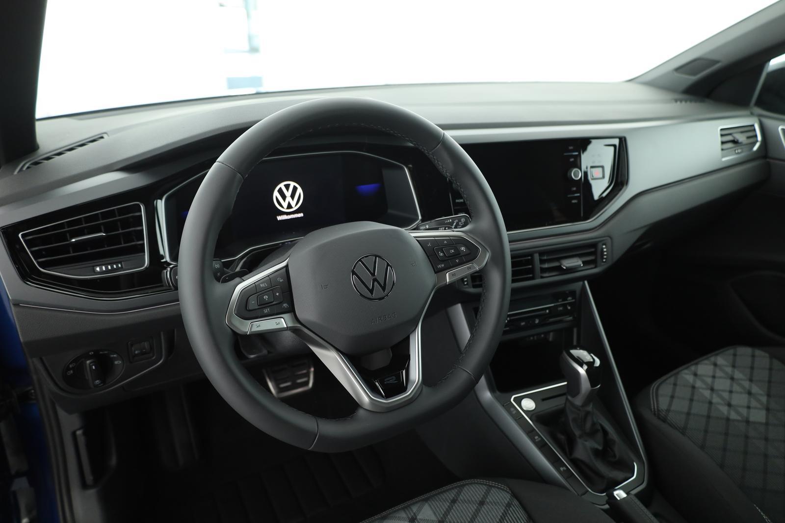 Volkswagen Taigo R-Line 1.5 TSI DSG Black, Navi, ACC, 18-Zoll, 4-J Garantie  Neuwagen mit Rabatt