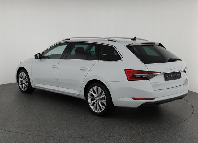 Skoda Superb Combi - Style 1.5 TSI Style, AHK, ACC, Kamera, el. Klappe, Teilleder