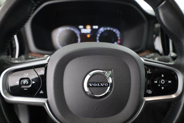 Volvo V60 Cross Country Pro AWD 2.0 Geartronic, HeadUp, AHK, Navi, LED 