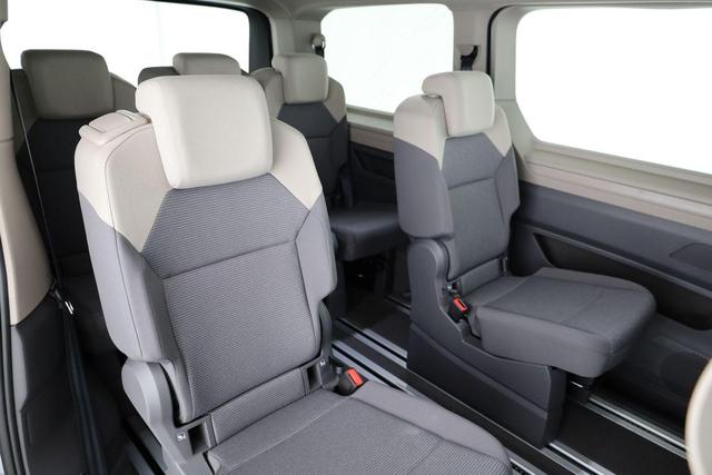 Volkswagen T7 Multivan Basis lang TDI DSG Business lang, AHK, 7-Sitzer IQ.Light, 5-J Garantie 