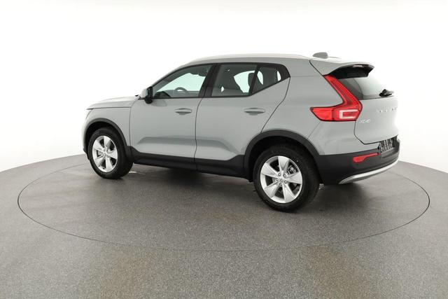 Volvo XC40 Core 2WD B3 Mild-Hybrid Core, Navi, Thors Hammer, Winter, Kamera, el. Klappe 