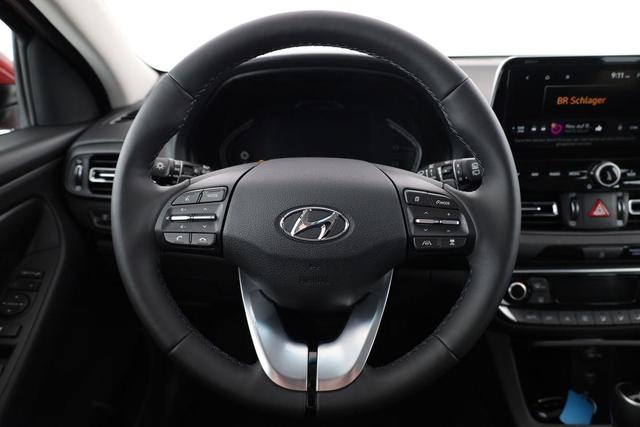 Hyundai i30 1.5 T-GDI DCT Style, Navi, LED, Kamera, Teilleder 