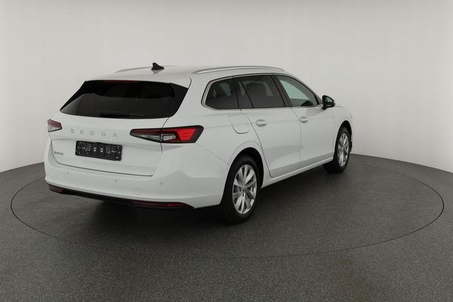 Skoda Superb Combi 1.5 TSI mHEV 110kW Selection DSG Selection, neues Modell, AHK, Navi, Kamera, Ladeboden 