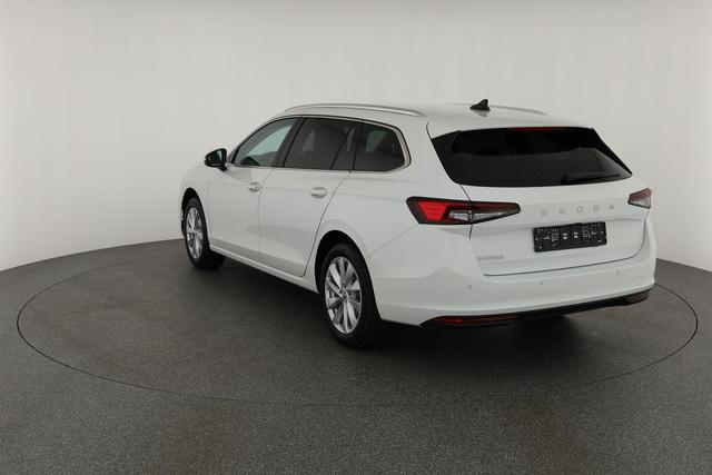 Skoda Superb Combi 1.5 TSI mHEV 110kW Selection DSG Selection, neues Modell, AHK, Navi, Kamera, Ladeboden 