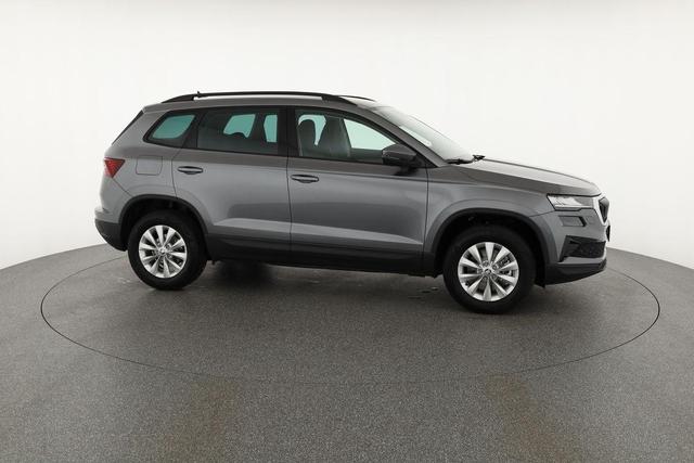 Skoda Karoq SELECTION 1.5 TSI Selection, AHK, Navi, Ladeboden, Winter, 4-J Garantie 