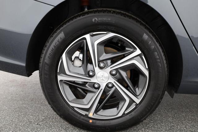 Hyundai i30 Kombi Smart 1.5 T-GDI DCT Smart, LED, Kamera, Winter 