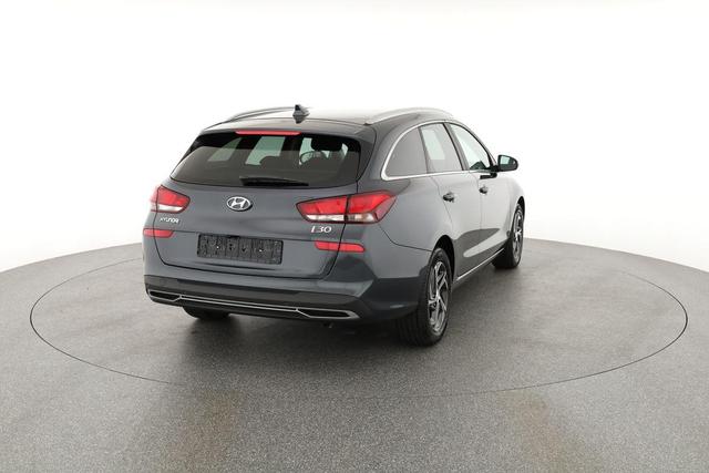 Hyundai i30 Kombi Smart 1.5 T-GDI DCT Smart, LED, Kamera, Winter 