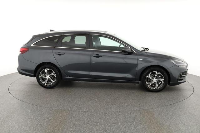 Hyundai i30 Kombi Smart 1.5 T-GDI DCT Smart, LED, Kamera, Winter 
