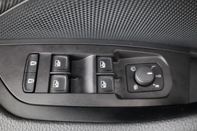 Skoda Kodiaq 2.0 TDI 142 kW 4x4 Selection DSG Selection, 7-Sitzer, Standheizung, AHK, Matrix 