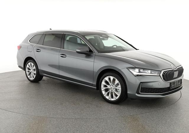 Skoda Superb Combi - 2.0 TDI 142 kW 4x4 Selection DSG Selection, AHK, Matrix, Winter, Navi, Ladeboden