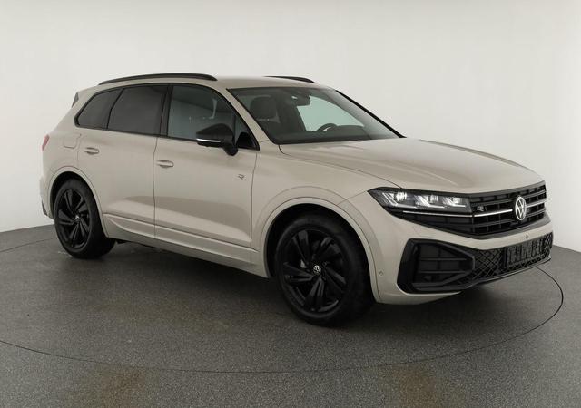 Volkswagen Touareg - 3.0 TDI 210 kW 4Motion R-Line V6 Black, Dynaudio, HUD, Luft, Standheizung Vorlauffahrzeuge