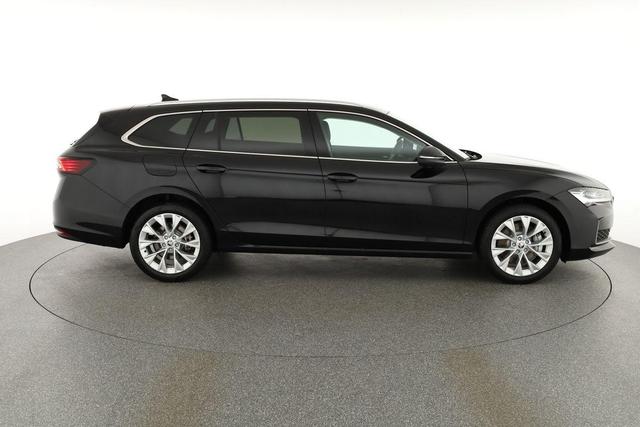 Skoda Superb Combi 2.0 TSI 195 kW 4x4 Selection DSG Selection, AHK, Matrix, Navi, Ladeboden 