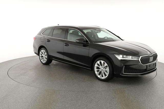 Skoda Superb Combi 2.0 TSI 195 kW 4x4 Selection DSG Selection, AHK, Matrix, Navi, Ladeboden 