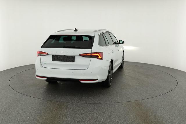 Skoda Octavia Combi 1.5 TSI mHEV 110 kW Selection DSG Facelift, Teilleder, 18-Zoll, Matrix, sofort 