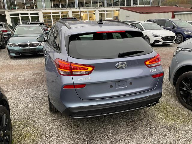 Hyundai i30 Kombi N Line 1.5 T-GDI DCT Line, Side, LED, Navi, Kamera 