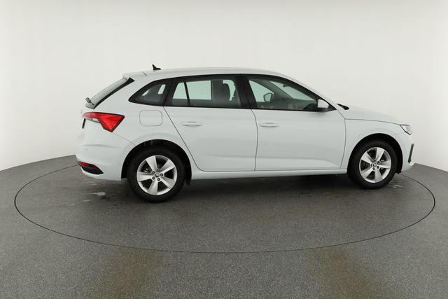 Skoda Scala SELECTION 1.0 TSI DSG Selection, Winter, Climatronic, Ladeboden 