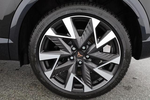 Cupra Formentor VZ 2.0 TSI 245 kW 4Drive DSG 4Drive, AHK, Pano, Matrix 