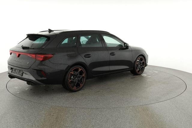 Cupra Leon Sportstourer 2.0 TSI 245 kW 4Drive VZ ST DSG 4Drive, Pano, AHK, Side 