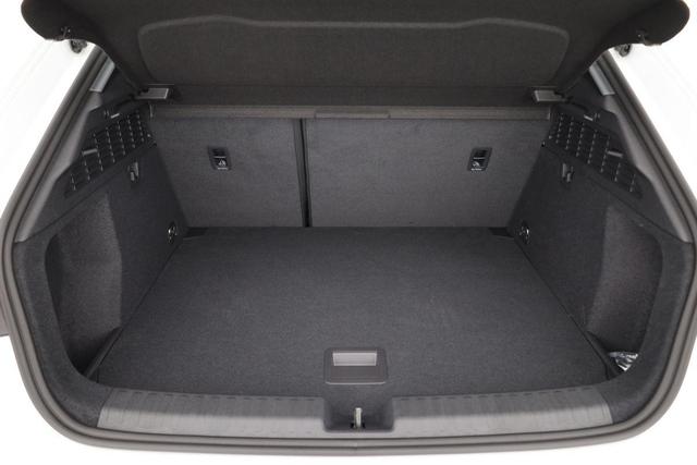 Audi A3 Sportback 35 TDI S-Tronic, Navi, Sound, Kamera, LED, Side, Winter 