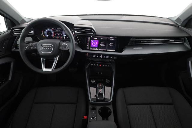 Audi A3 Sportback 35 TDI S-Tronic, Kamera, LED, Side, Winter 