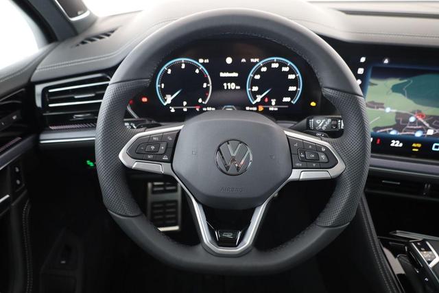 Volkswagen Touareg 3.0 TDI 210 kW 4Motion R-Line V6 Black, 22-Zoll, Dynaudio, Pano 