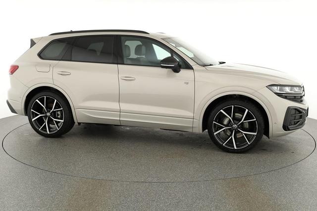 Volkswagen Touareg 3.0 TDI 210 kW 4Motion R-Line V6 Black, 22-Zoll, Dynaudio, Pano 